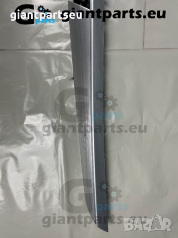 Вътрешна лайсна врата за БМВ е70 е71 BMW e70 e71 , 70P4077-03, снимка 2 - Части - 40207464