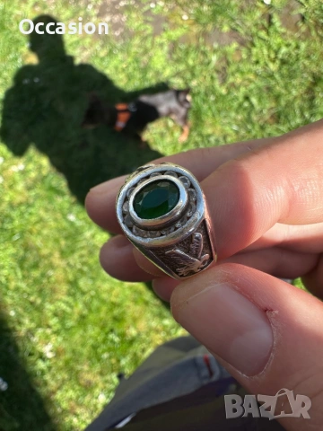 Стар сребърен пръстен 925 с камък изумруд