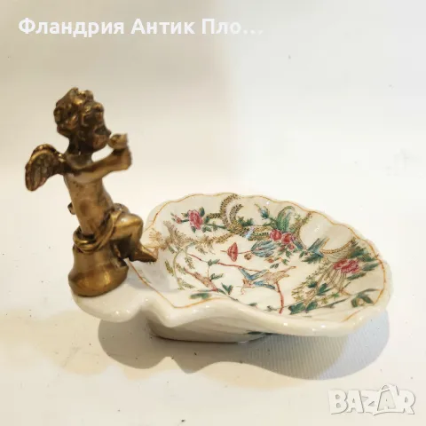 Порцеланова поставка с бронзов амур, снимка 6 - Декорация за дома - 49110633