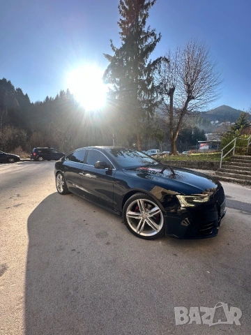 продавам лек автомобил audi a5 4х4 2013 десен волан