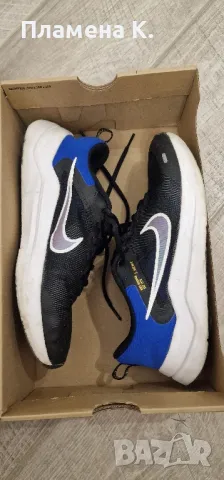 маратонки Nike