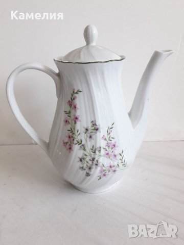 Български порцеланов чайник, снимка 1