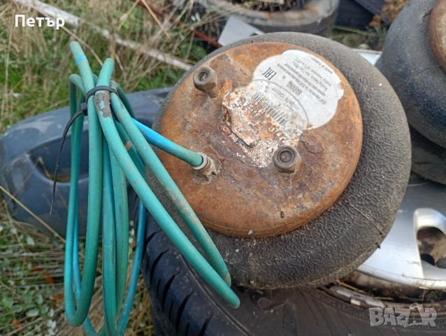 Въздушни възглавници заден мост 2 броя за 100лв, снимка 2 - Части - 52110148