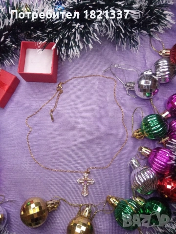 Дамско колие с кръст , снимка 2 - Колиета, медальони, синджири - 53167845
