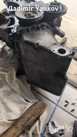 части двигател транспортер Т3 / Transporter T3, снимка 11 - Части - 51223714