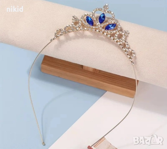 Златиста корона венец диадема със сини камъчета и сърце тиара дамска детска