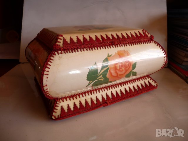 Стара колекционерска кутия бижута съкровища играчки коледар, снимка 5 - Други ценни предмети - 34327815