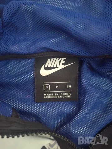 NIKE дамска ветровка S / М, снимка 3 - Спортни екипи - 55719416