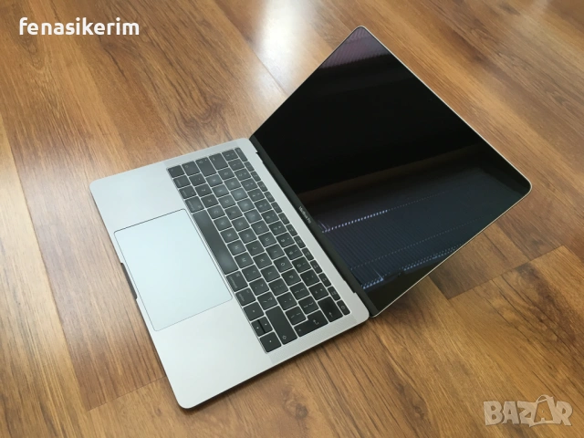 13.3' Core i7 Apple MacBook Pro Mid 2017 16GB RAM/256GB SSD/Бат 6ч, снимка 8 - Лаптопи за работа - 53015398