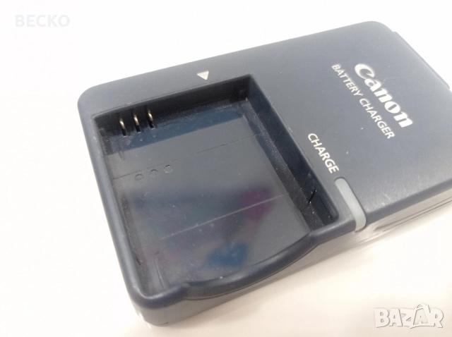 Зарядни за фотоапарти, снимка 5 - Батерии, зарядни - 51551329