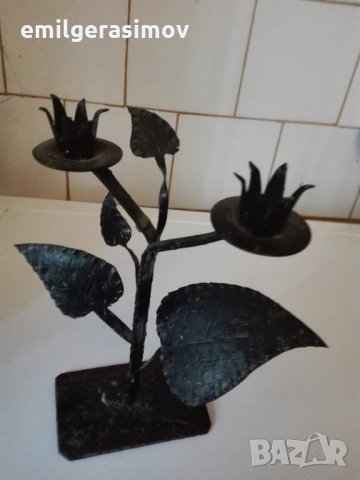 Свещник ковано желязо - четири броя., снимка 2 - Антикварни и старинни предмети - 31360489