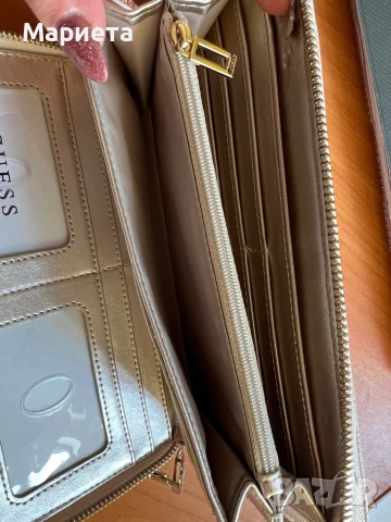 Дамско портмоне Guess, снимка 6 - Портфейли, портмонета - 54021162