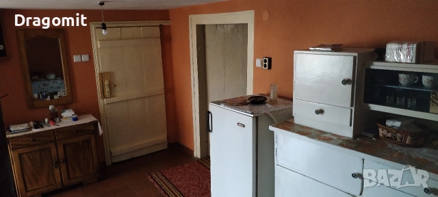 Къща с двор и плевня в кв. на гр. Трявна , снимка 9 - Къщи - 53975812