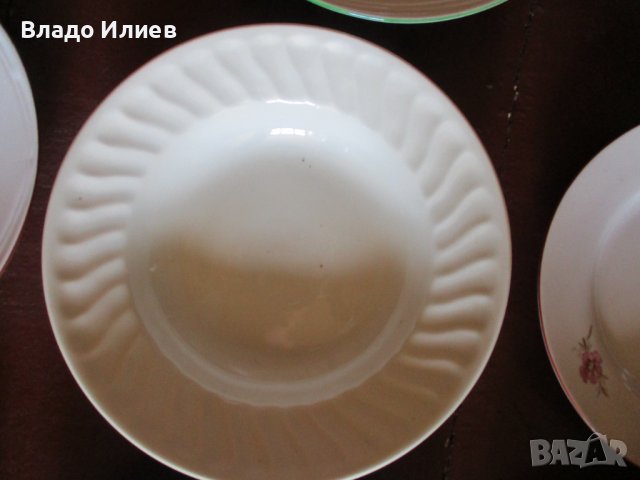 Чинии порцеланови различни видове в добро състояние, снимка 12 - Чинии - 37958926