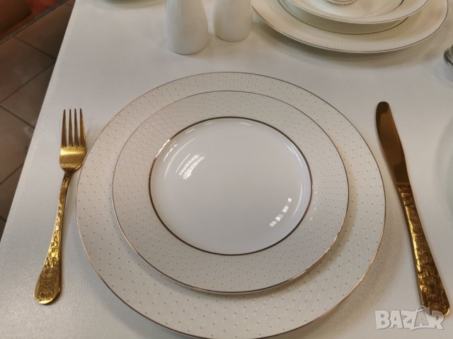 💝 Сервиз за хранене от костен порцелан със златен декор 💝 - 40 части, снимка 5 - Сервизи - 34220066