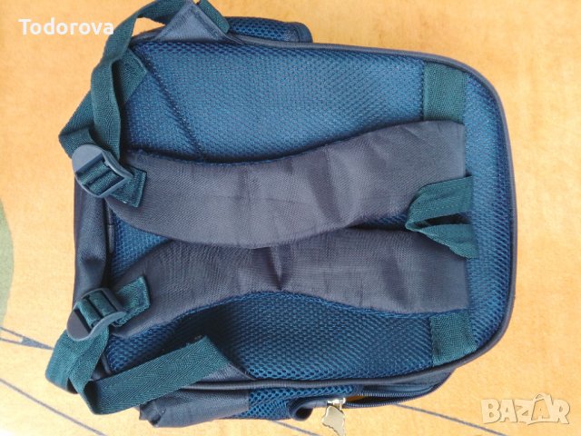 Релефна раница на миньони за детска градина , снимка 4 - Раници - 37345161