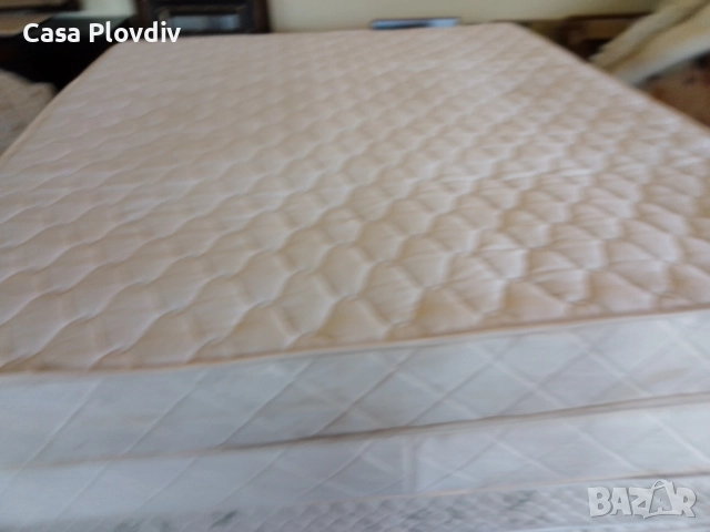 двулицев матрак за спалня 180 на 2, снимка 2 - Матраци - 51823426