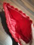 Червена чанта и протмоне , снимка 2