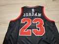 Баскетболен потник на Чикаго Булс #Майкъл Джордан #23!, снимка 2