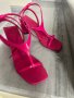  Обувки на Bershka , снимка 1 - Дамски обувки на ток - 38106800