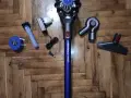 Продавам много добра Dyson V7 почистена прахосмукачка с отлична батерия и аксесоари, снимка 3