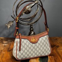 Дамска чанта Gucci, снимка 14 - Чанти - 39547108