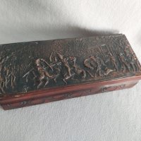 Стара дървена кутия с меден обков и дърворезба, снимка 4 - Антикварни и старинни предмети - 42178762