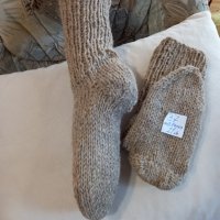 Ръчно плетени мъжки чорапи от вълна, размер 37, снимка 1 - Спортни дрехи, екипи - 42253370