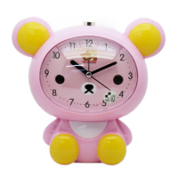 Детски настолен часовник със светлина и функция за будилник с батерии Мече, 15 х 16 см, снимка 4 - Детски - 44741333