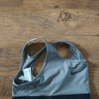 Nike New Np Classic Bra - страхотно спортно бюстие КАТО НОВО, снимка 8 - Корсети, бюстиета, топове - 38177088