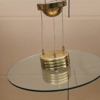 Немски абажур-стъкло и месинг, снимка 1 - Антикварни и старинни предмети - 42434831