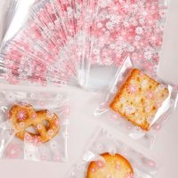 50 бр Прозрачни розово бели маргаритки цветя опаковъчни пликчета торбички за дребни сладки подаръци, снимка 3 - Други - 42069539