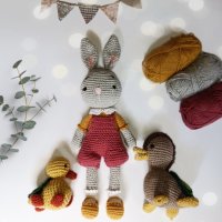 Детска играчка зайче, играчка ръчна изработка, плетени играчки, подарък за дете, снимка 4 - Други - 38887615