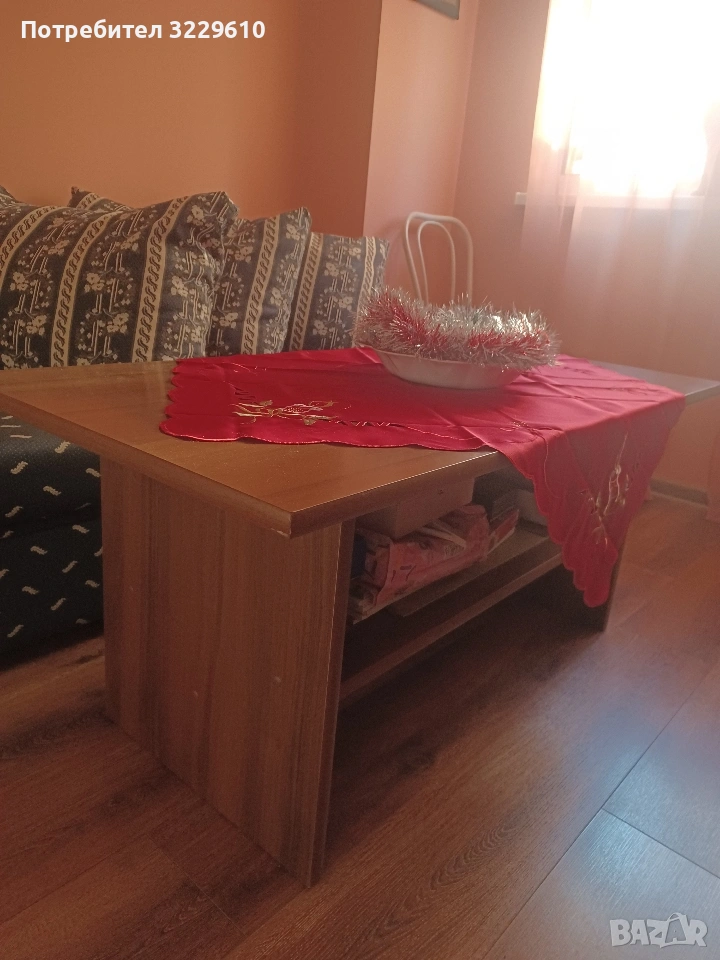 Холна маса , снимка 1