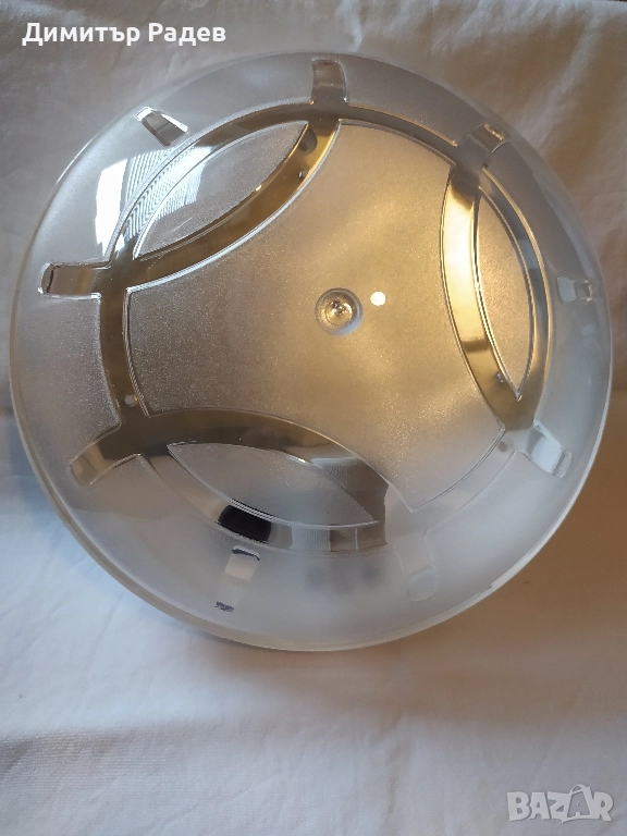 Ел ПЛАФОНИ ОСВЕТЛЕН.2 БР ЕЛ. РАЗКЛОНИТЕЛИ С 3 ГНЕЗДА --БДС БЕЗ КАБЕЛИ ВТОРА УПОТР. ГОДНИ ЗА УПОТРЕБА, снимка 1