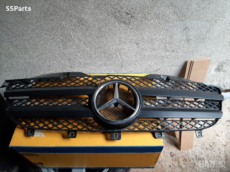 Mercedes Sprinter 2500/3500 - радияторна решетка с емблема, снимка 1