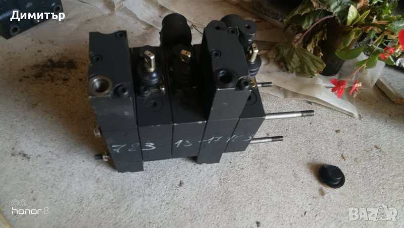 Хидравличен разпределител за Komatsu на части, снимка 1