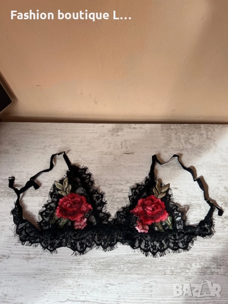 Ново черно дантелено бюстие с червени бродирани цветя с регулиращи се презрамки S , M , L , XL разме, снимка 1