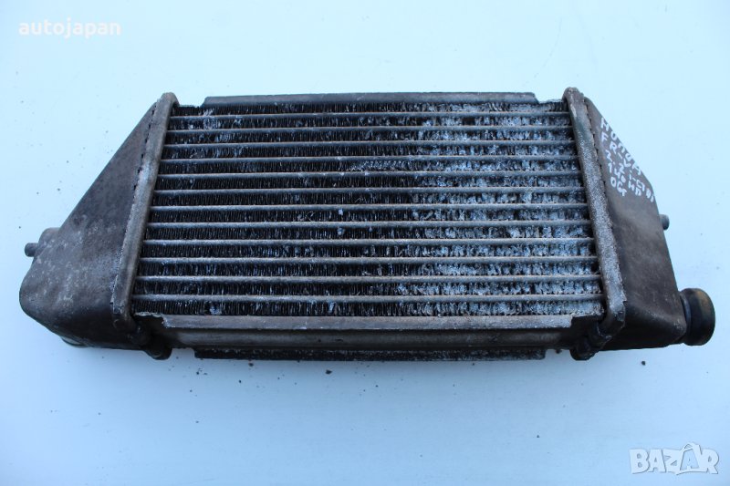 Интеркулер Хонда фр-в 2.2 и-цтди 140кс 06г Honda fr-v 2.2 i-ctdi 140hp 2006, снимка 1