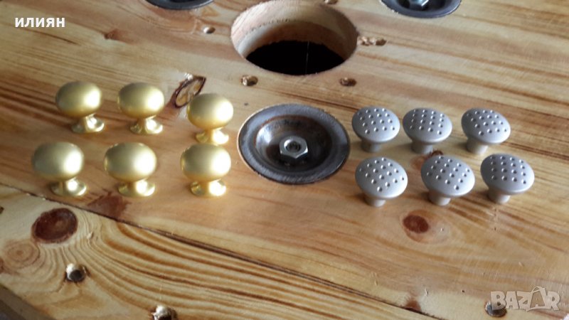 Метални дръжки за шкафчета 30лв за всички , снимка 1