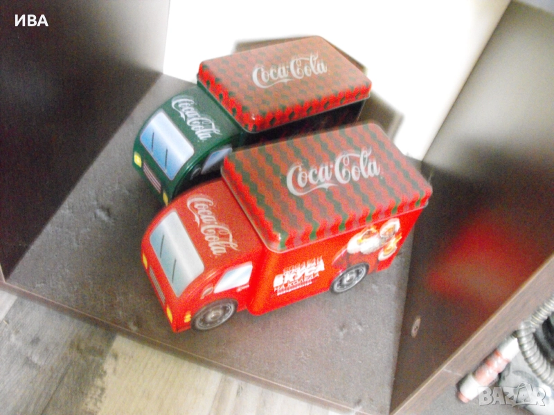 Камиони КОКА-КОЛА, 2 бр., снимка 1