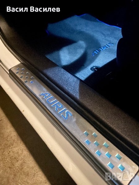 Метални лайсни за праговете на Тойота Аурис, снимка 1