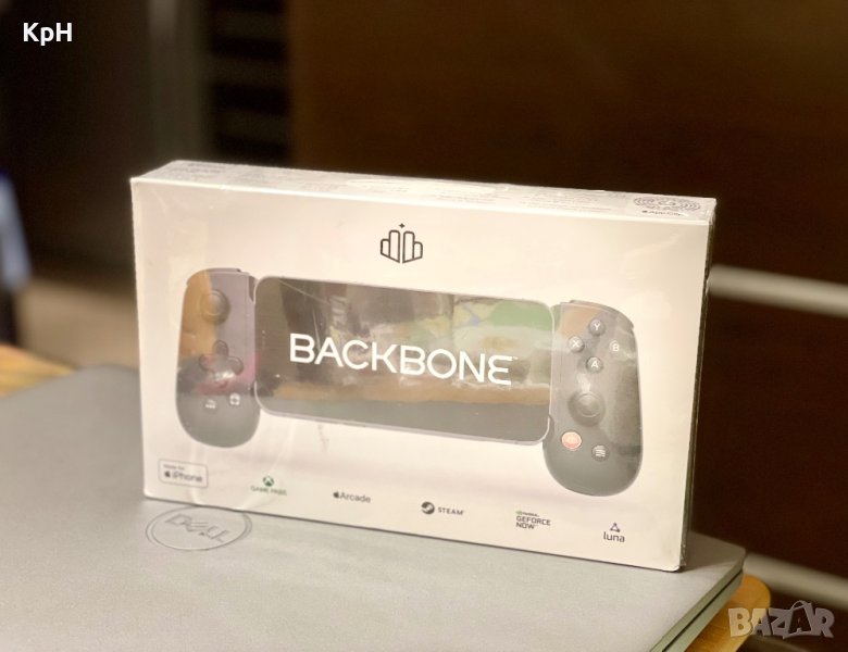 Backbone One Контролер / Геймпад за iPhone, снимка 1