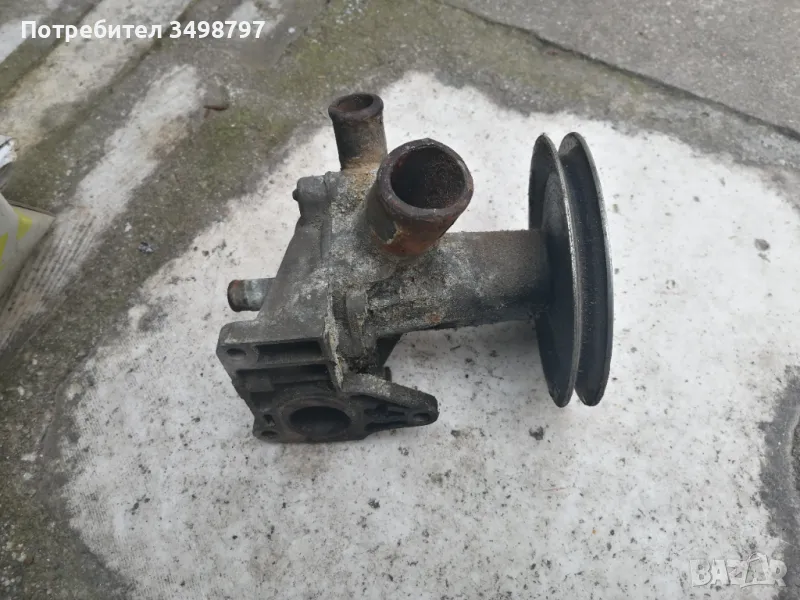 Водна помпа Пежо 205 1.4 gt, снимка 1