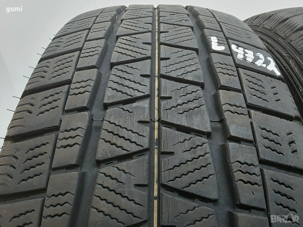 2бр зимни гуми за бус 225/55/17C FALKEN L04722, снимка 1