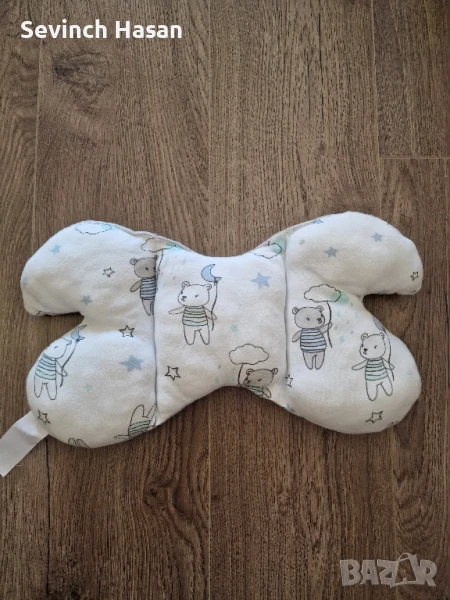 бебешка възглавничка, хавлиена подложка за къпане и лигавници, снимка 1