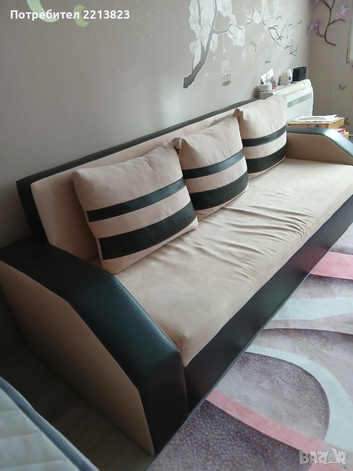 Триместен диван , снимка 1