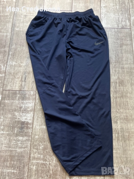 Ново тъмно синьо мъжко класическо 100% оригинал спортно долнище Nike nike Найк, снимка 1