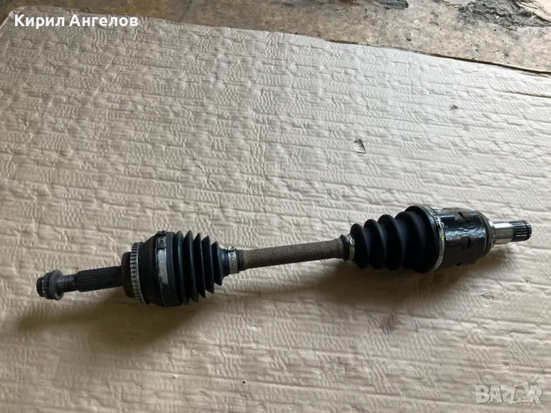 Лява полоуска за Toyota Avensis T25 2.0 D-4D, снимка 1