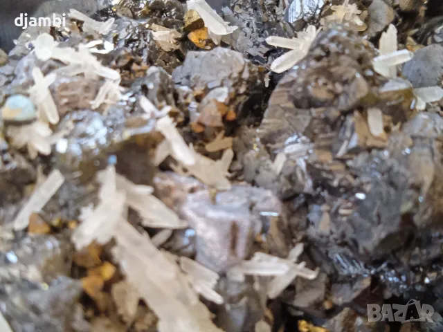 №148,Сфалерит,Сфалерит с кварц и халкопирит,Уникат,, снимка 5 - Декорация за дома - 47708581